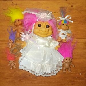 Vintage Troll Doll Lot Bride Troll with Dress 3 medium trolls 2 troll necklaces